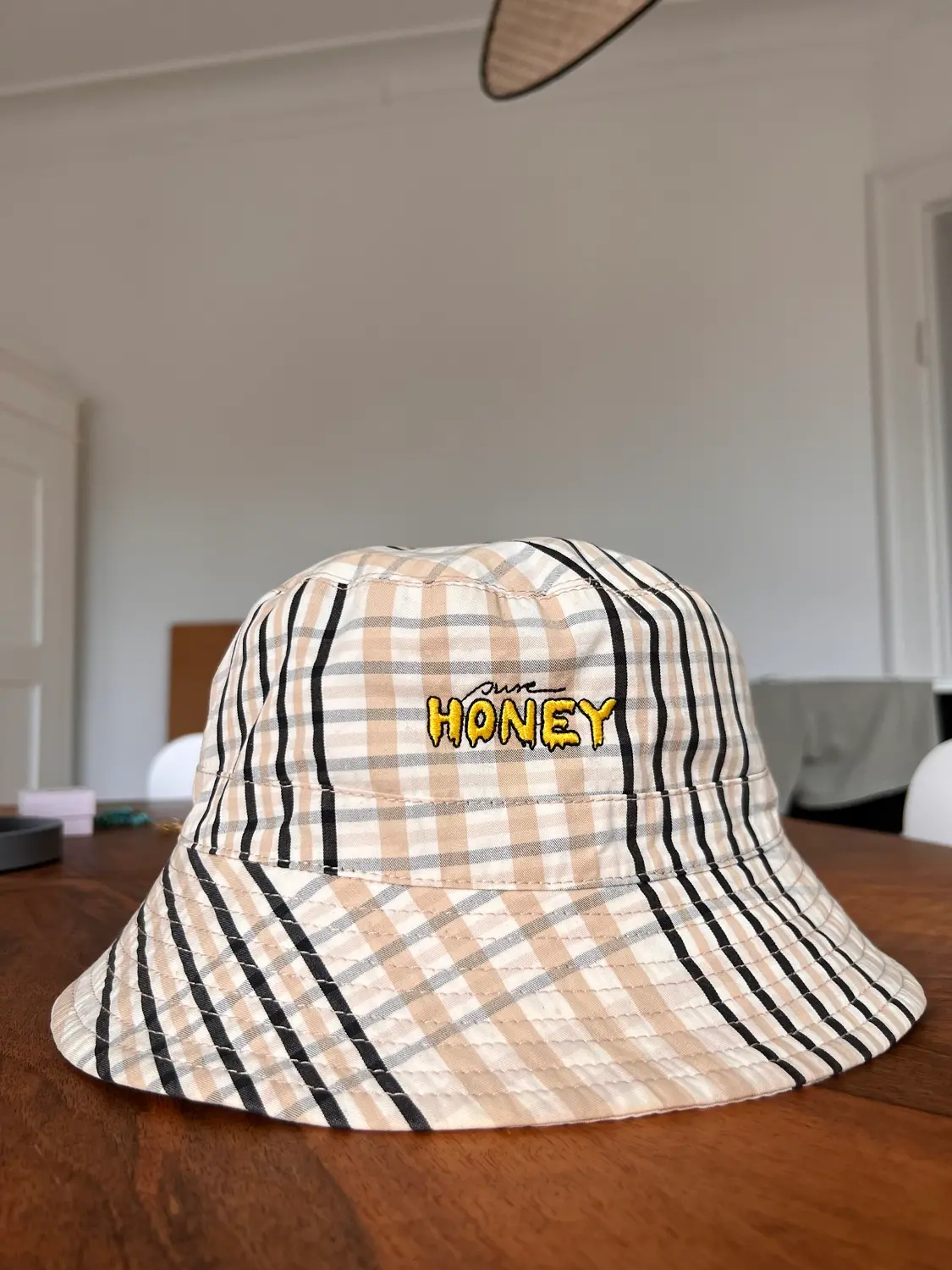 Ganni honey best sale bucket hat