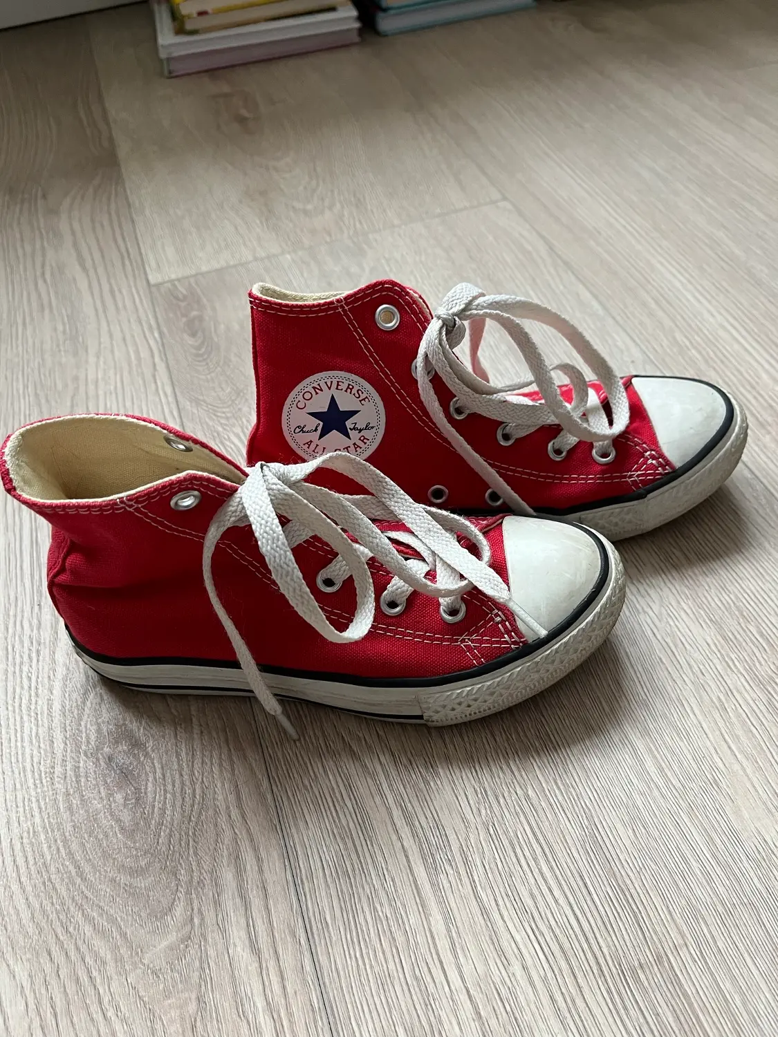 Converse shop rouge vinted