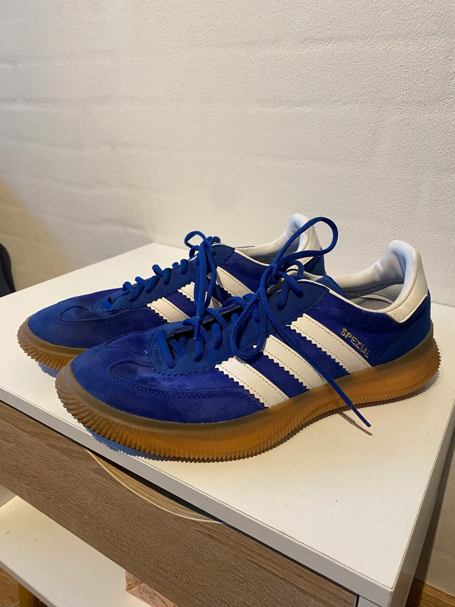 Adidas spezial hot sale handball omeyer