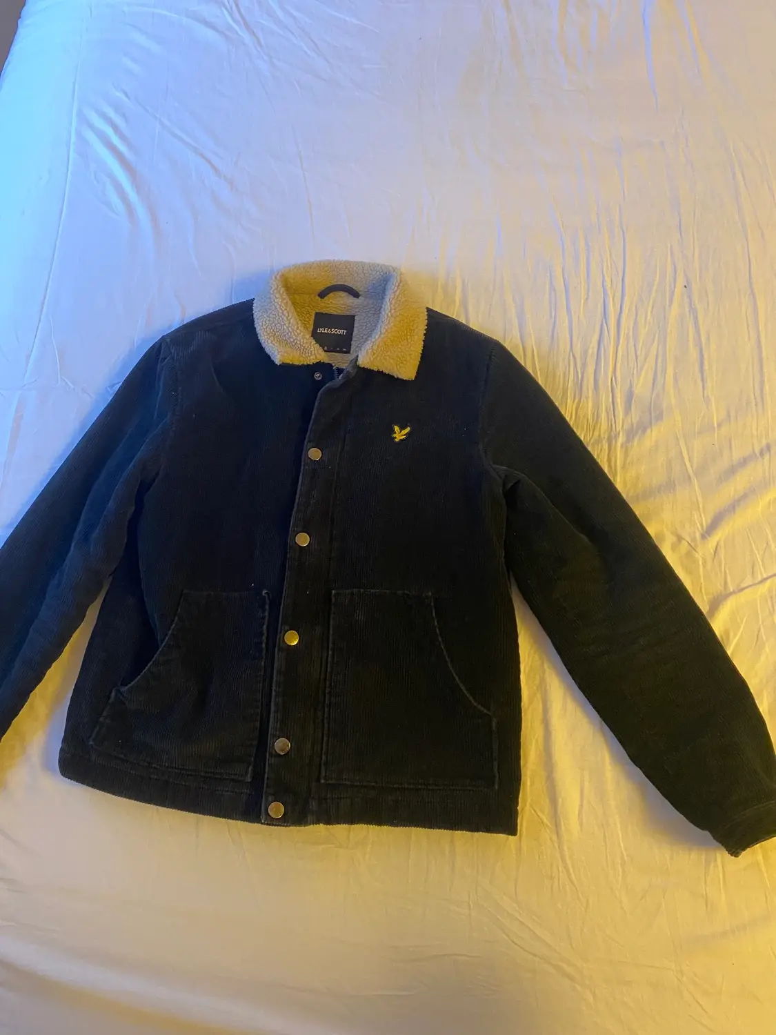 Lyle and scott clearance jumbo cord shearling jacket