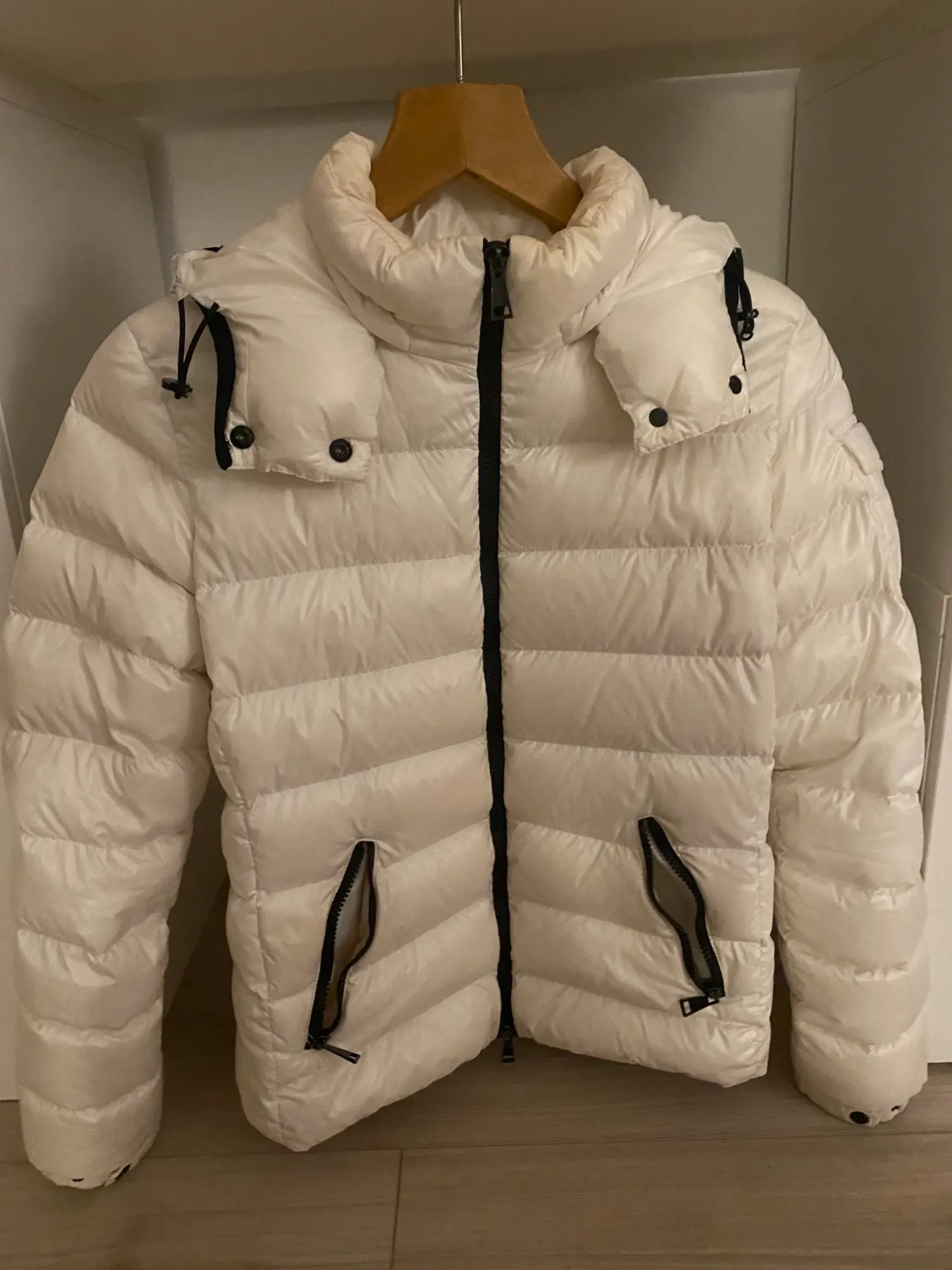 Moncler bady jakke hotsell