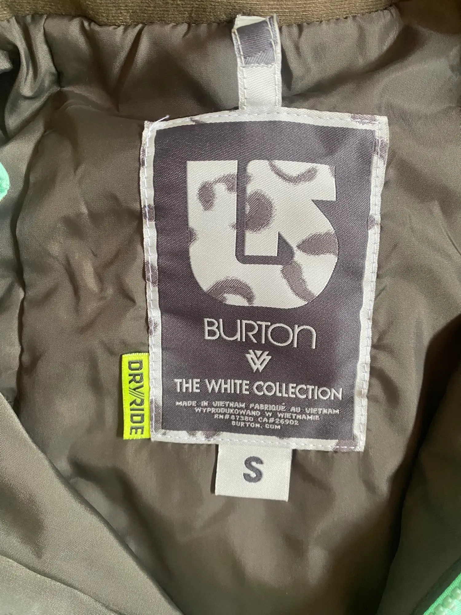 Burton 87380 outlet jacket